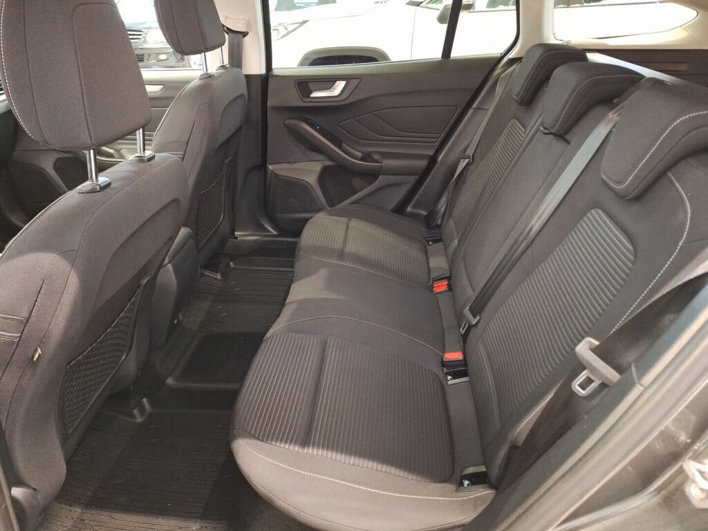 Ford Focus 2021 Harmaa