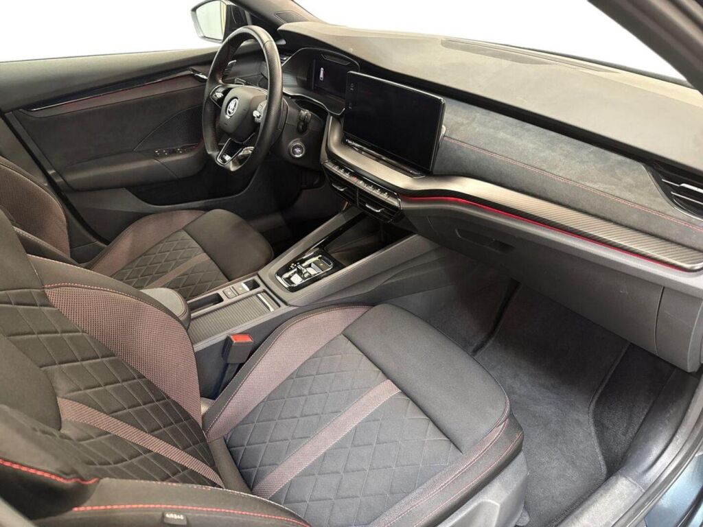 Skoda Octavia 2021 Harmaa