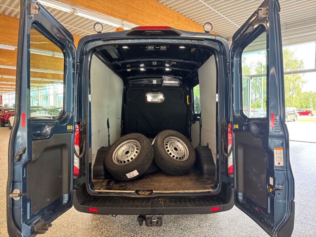 Ford Transit 2021 Sininen
