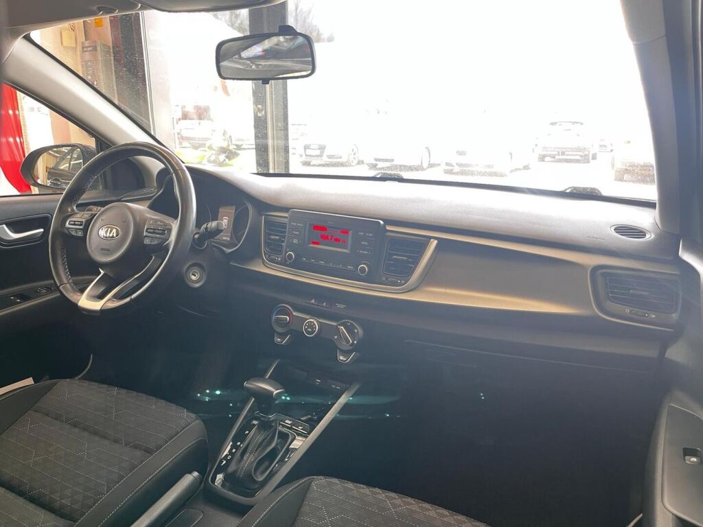 Kia Rio 2021 Musta