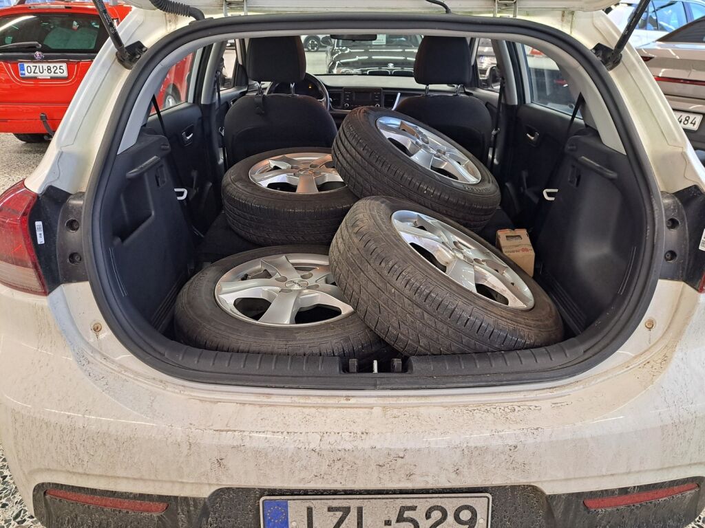 Kia Rio 2021 Valkoinen