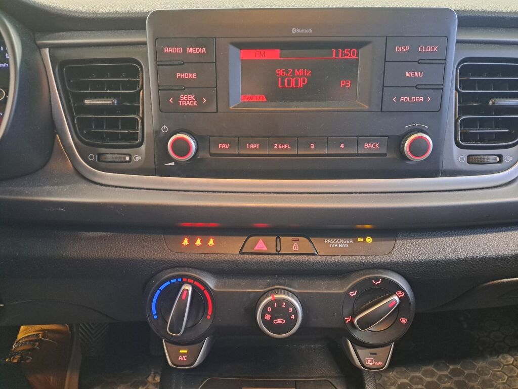 Kia Rio 2021 Valkoinen