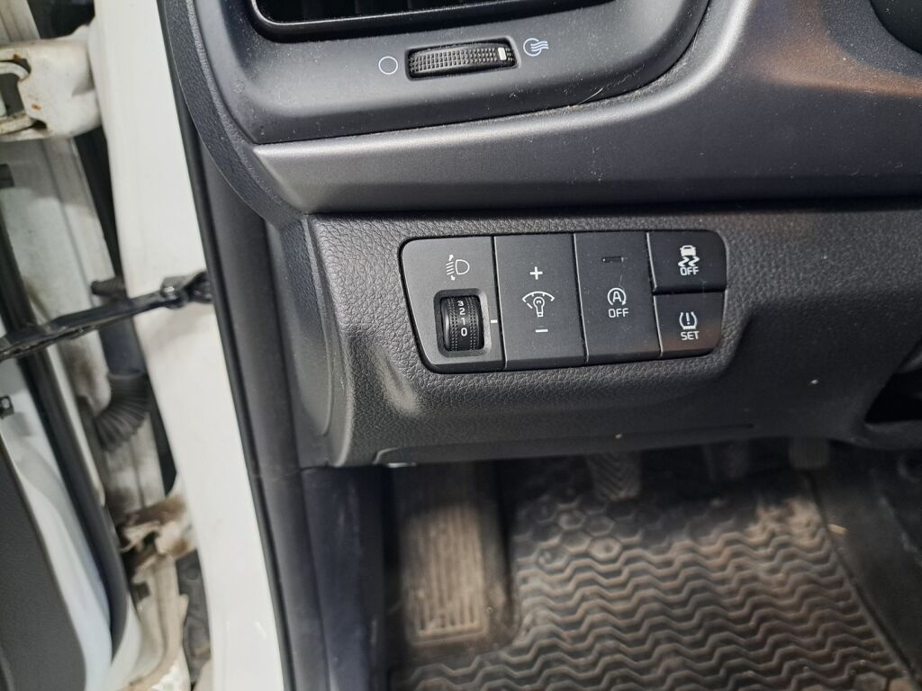 Kia Rio 2021 Valkoinen