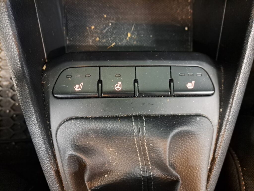 Kia Rio 2021 Valkoinen