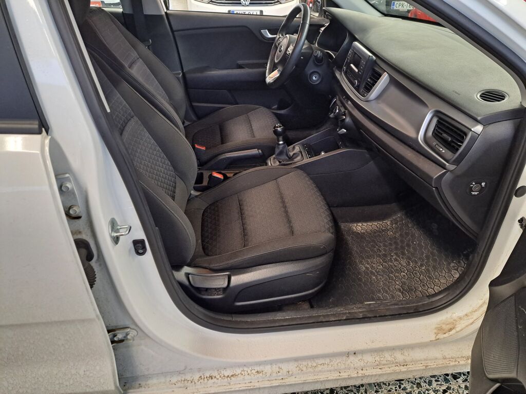 Kia Rio 2021 Valkoinen