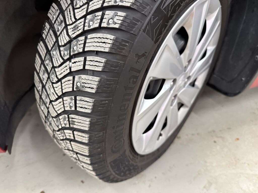 Kia Rio 2021 Punainen