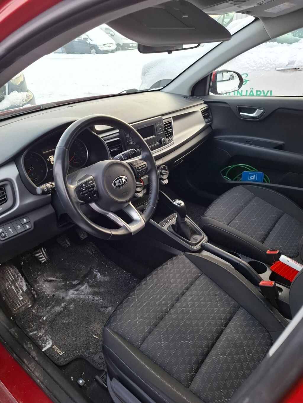 Kia Rio 2021 Punainen