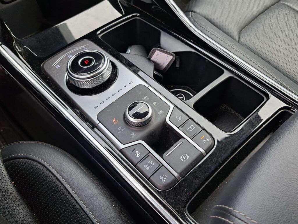 Kia Sorento 2021 Harmaa
