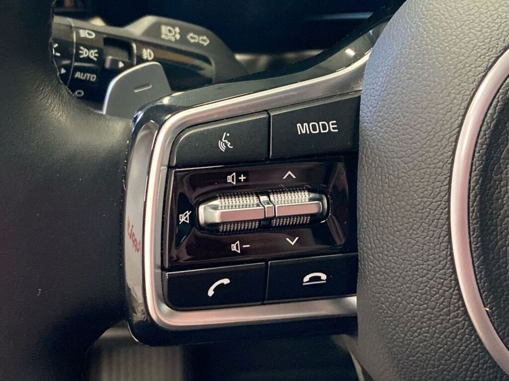 Kia Sorento 2021 Valkoinen