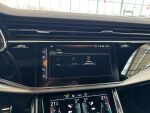 Audi Q8 2021 Musta