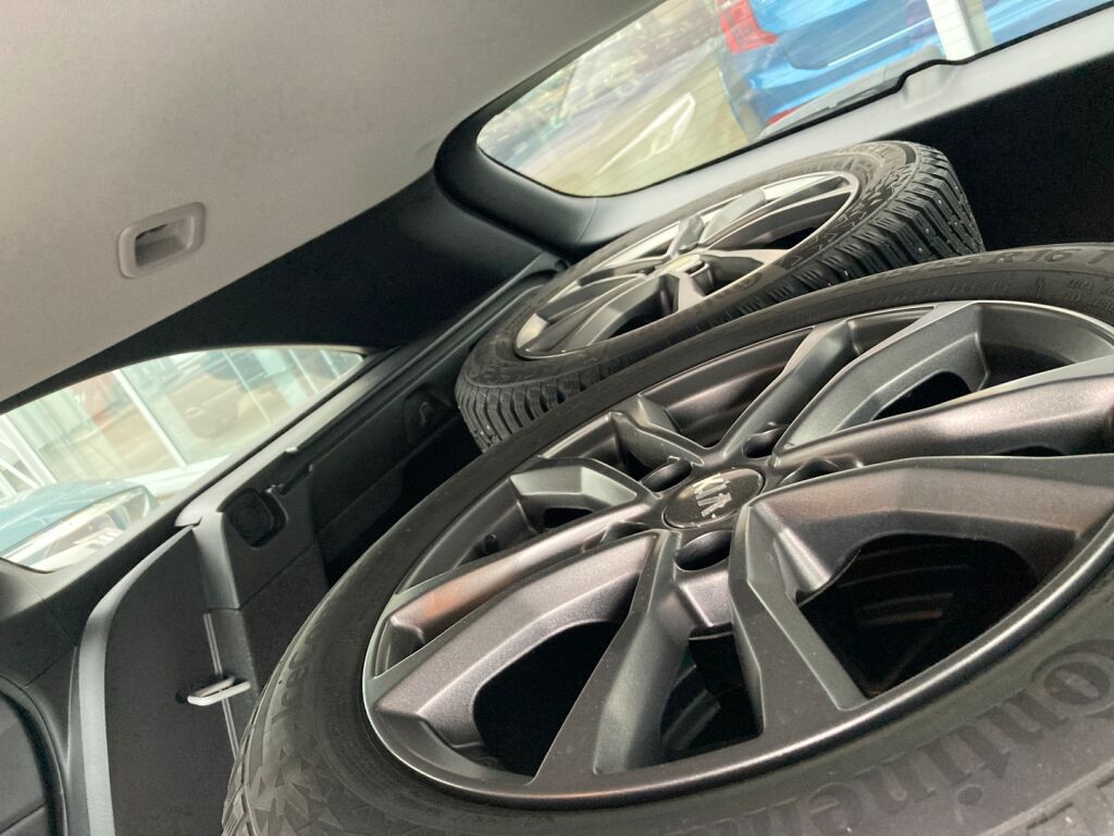 Kia Ceed 2022 Metallinhohto Hopea