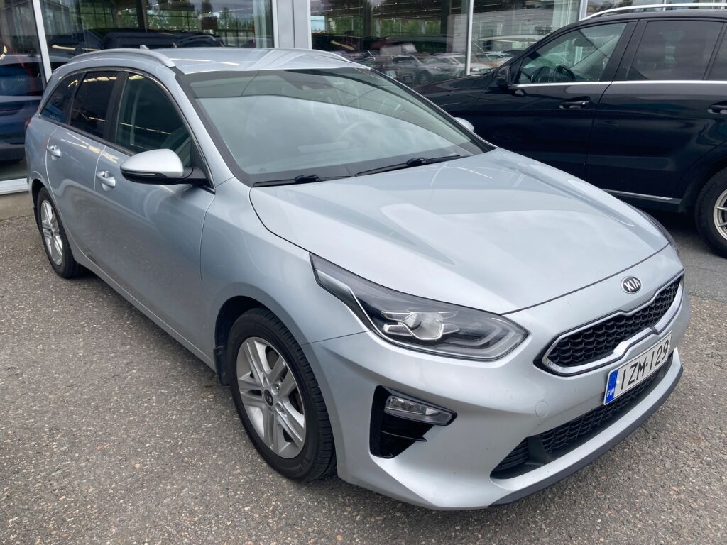 Kia Ceed 2022 Metallinhohto Hopea