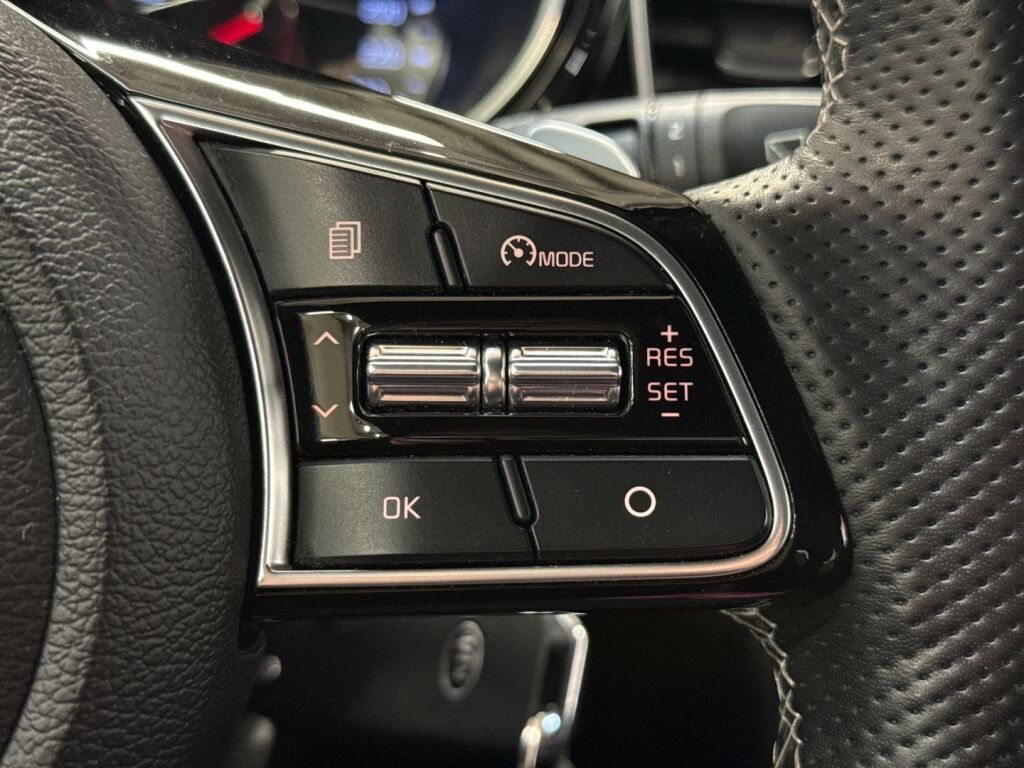 Kia Ceed 2021 Punainen