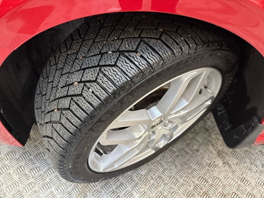 Kia Ceed 2021 Punainen