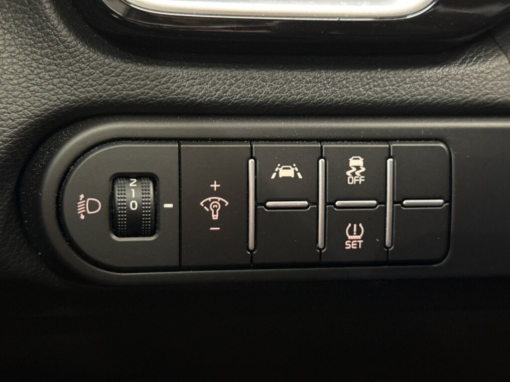 Kia Ceed 2021 Punainen