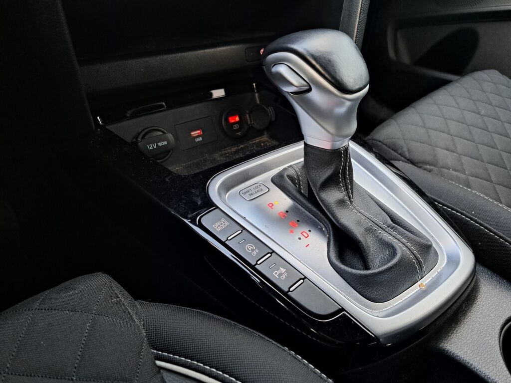 Kia Ceed 2021 Punainen