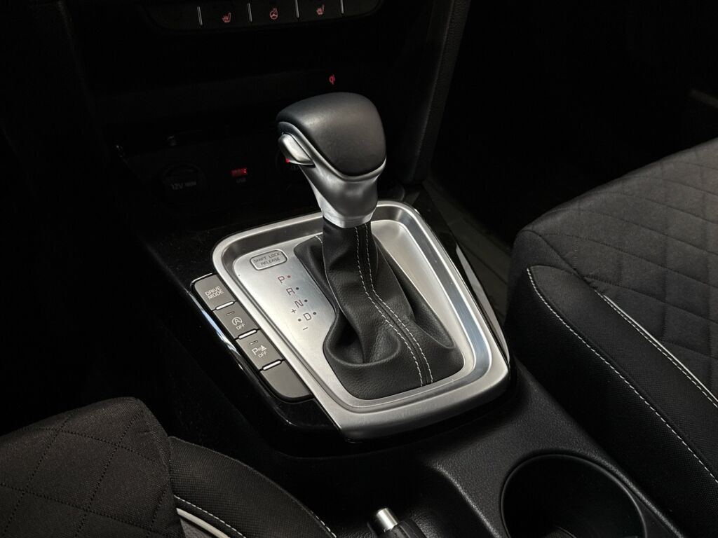 Kia Ceed 2021 Punainen