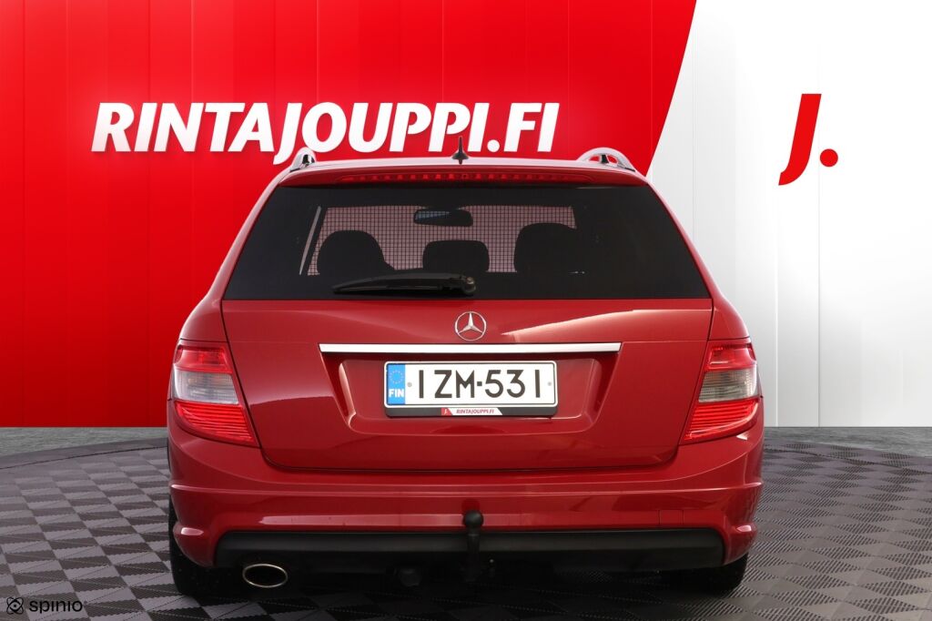 Mercedes-Benz C 2010 Punainen
