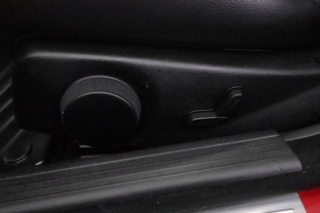 Mercedes-Benz C 2010 Punainen