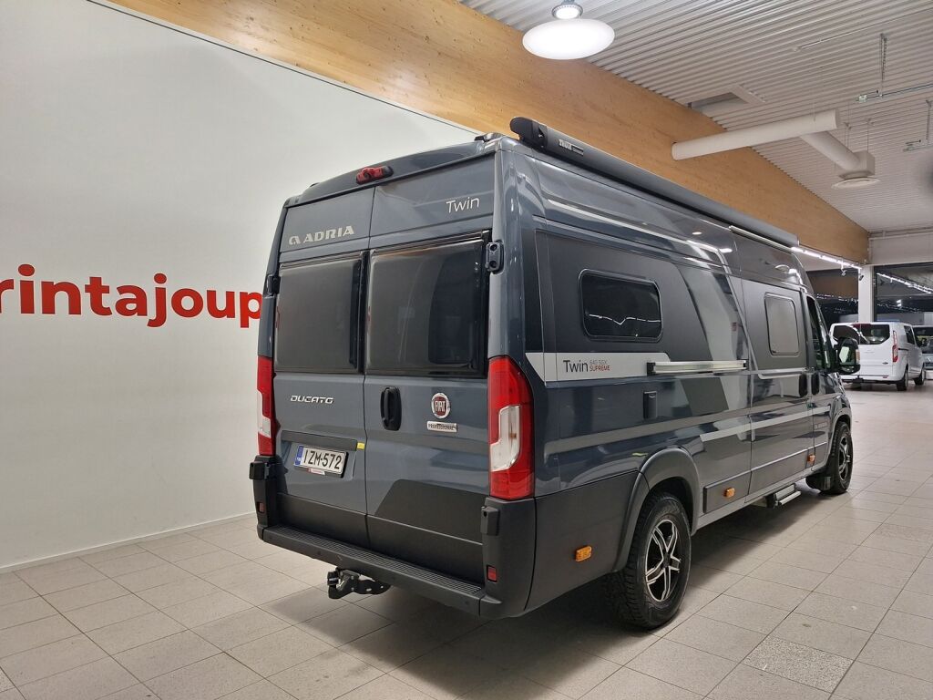 Adria TWIN 640 SGX 2021 Harmaa