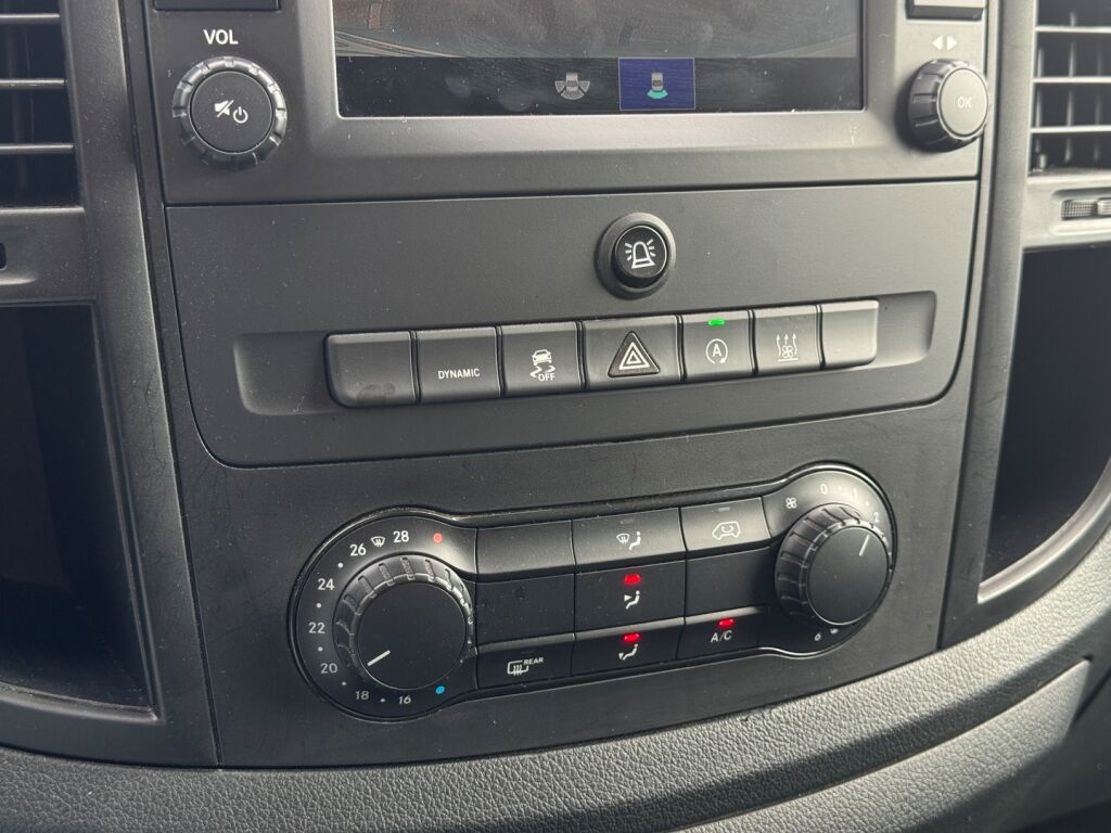 Mercedes-Benz Vito 2021 Valkoinen
