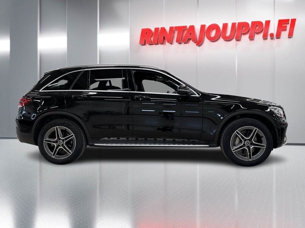 Mercedes-Benz GLC 2021 Musta