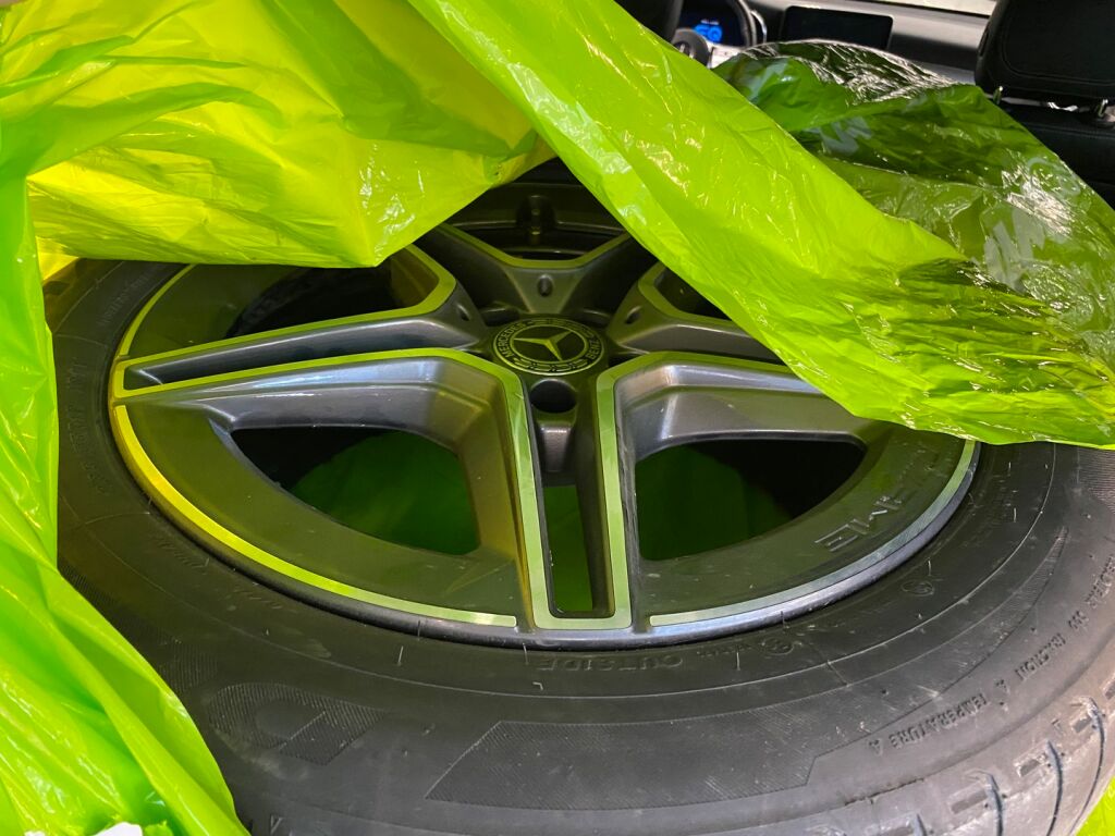 Mercedes-Benz GLC 2021 Musta