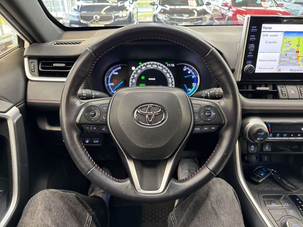 Toyota RAV4 Plug-in 2021 Valkoinen