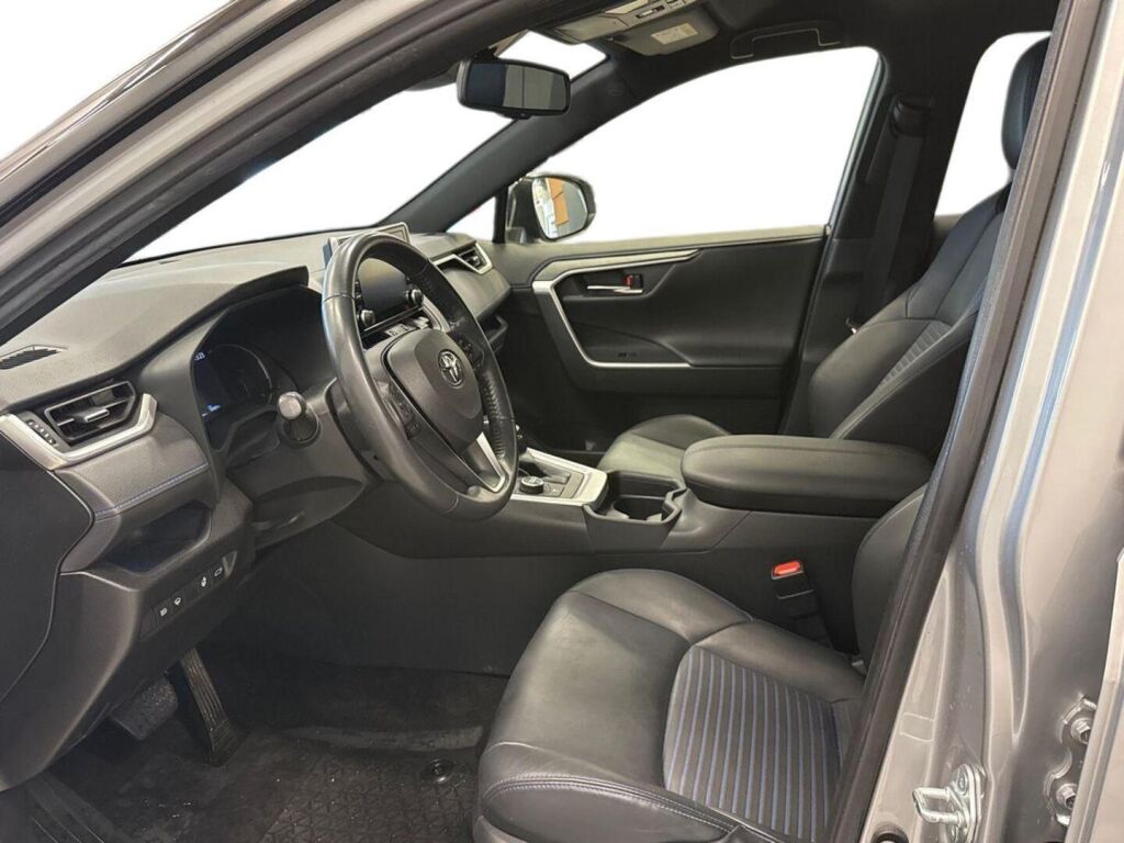 Toyota RAV4 2021 