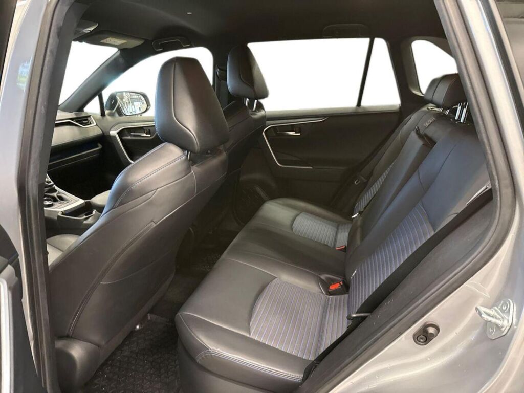 Toyota RAV4 2021 