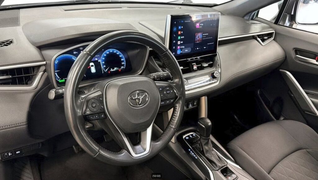 Toyota Corolla Cross 2023 Harmaa (Cement Grey)
