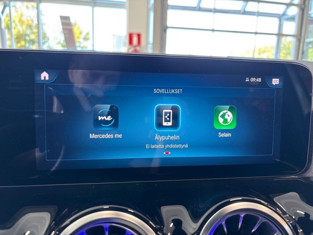 Mercedes-Benz EQA 2021 