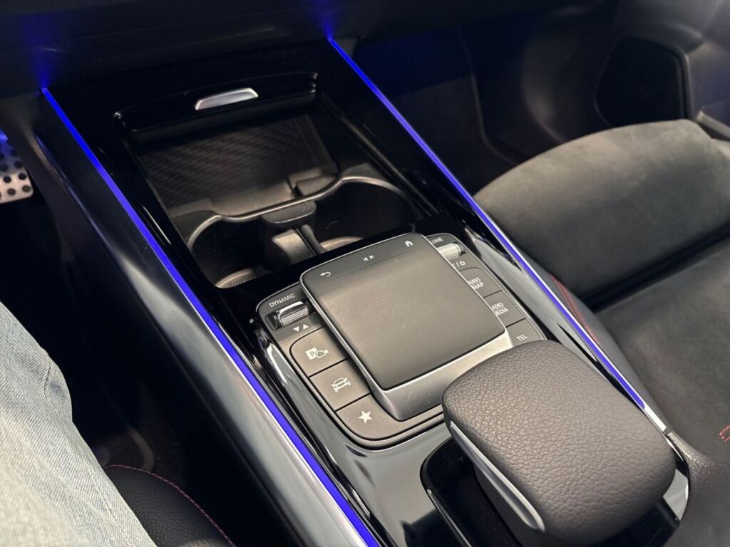 Mercedes-Benz EQA 2021 