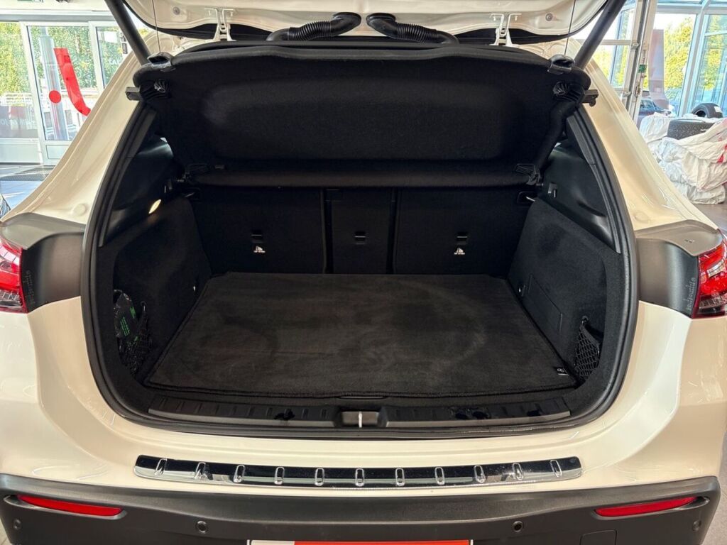Mercedes-Benz EQA 2021 