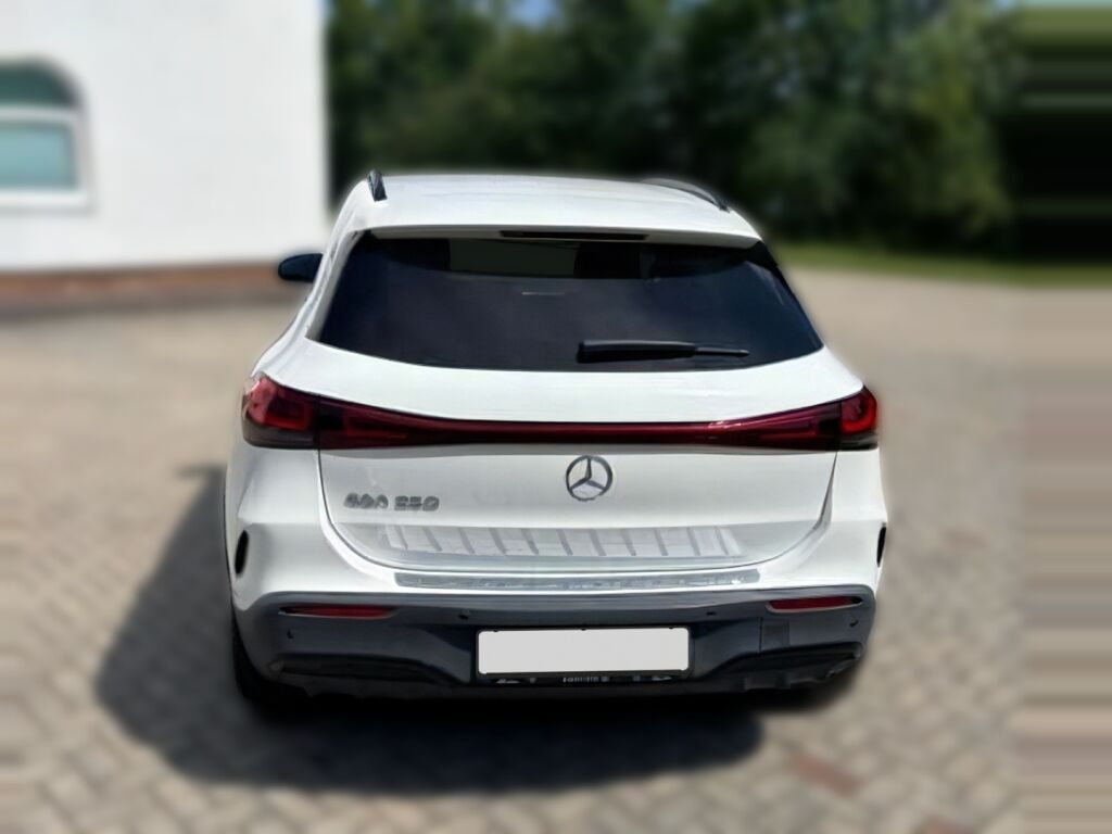 Mercedes-Benz EQA 2021 