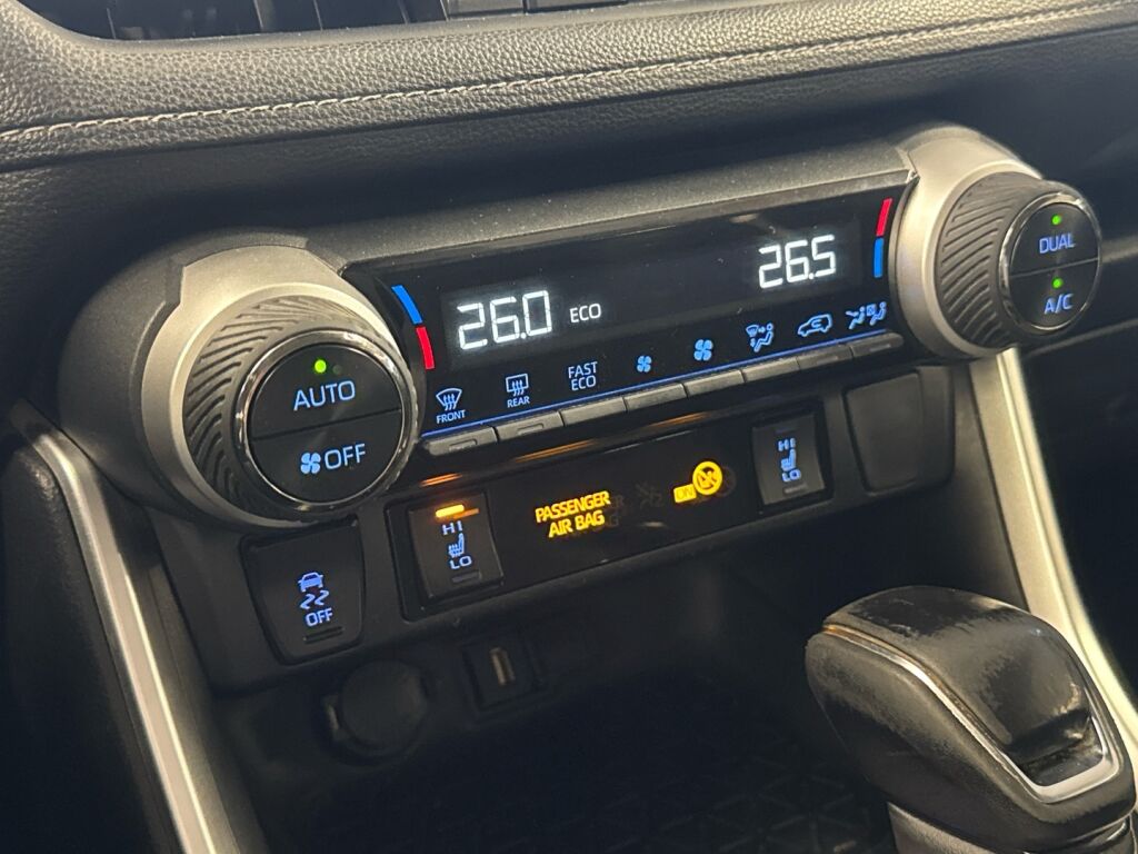 Toyota RAV4 2022 Valkoinen