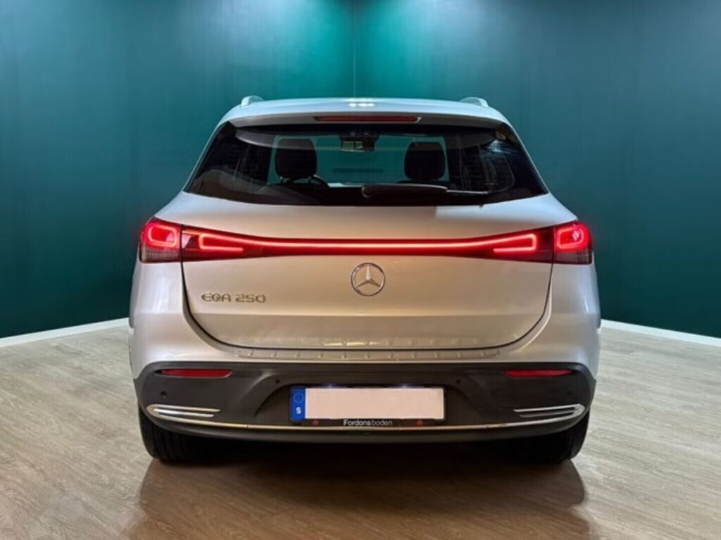 Mercedes-Benz EQA 2022 