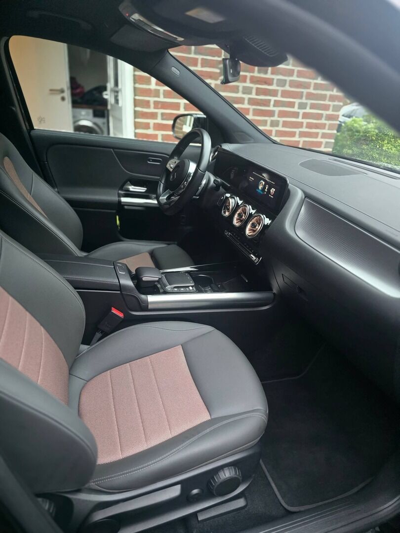 Mercedes-Benz EQA 2023 