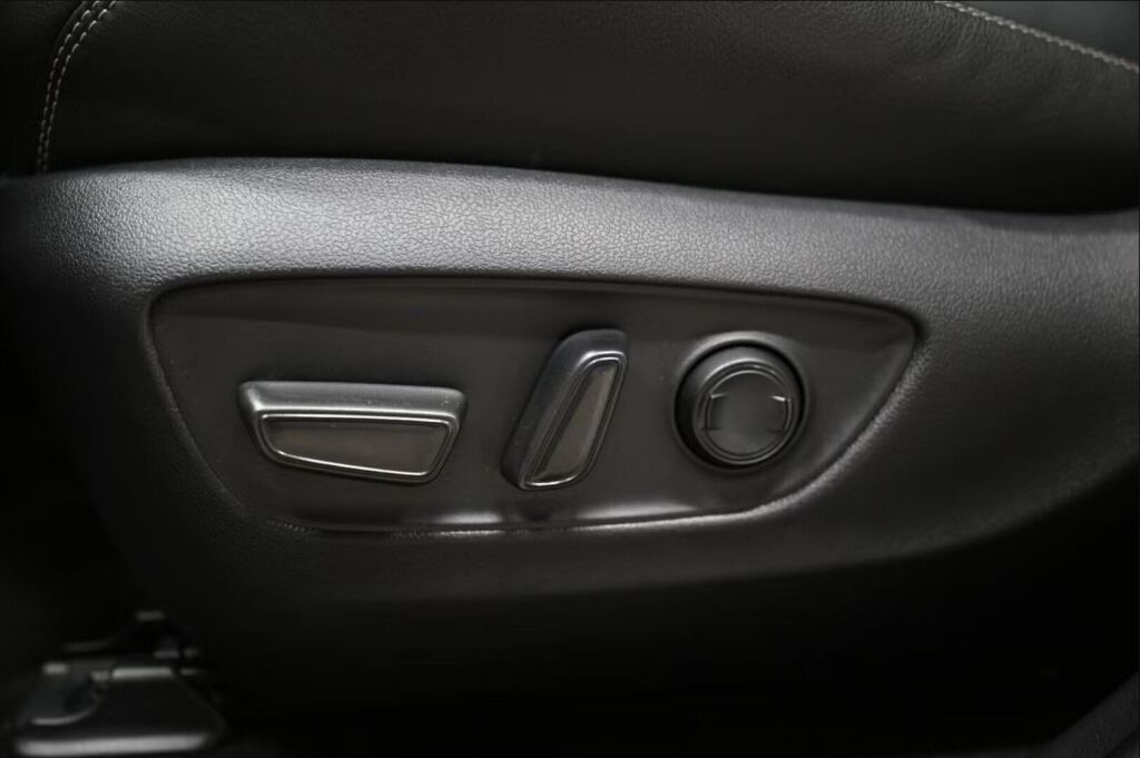 Toyota RAV4 2025 