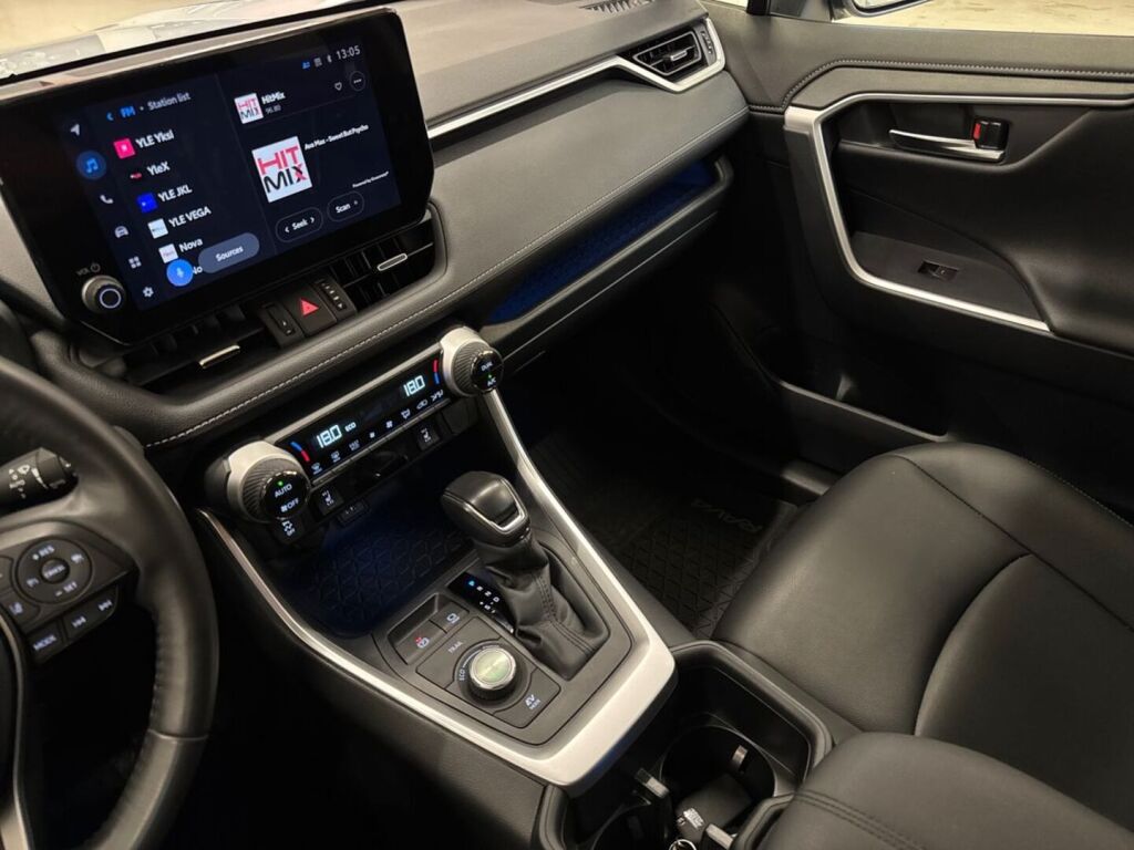 Toyota RAV4 2025 