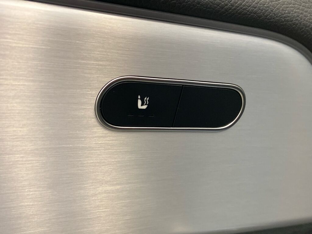 Mercedes-Benz EQA 2023 