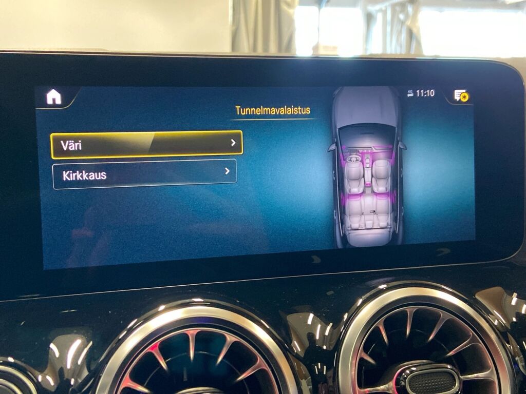 Mercedes-Benz EQA 2023 