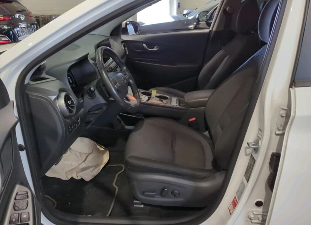 Hyundai KONA 2023 