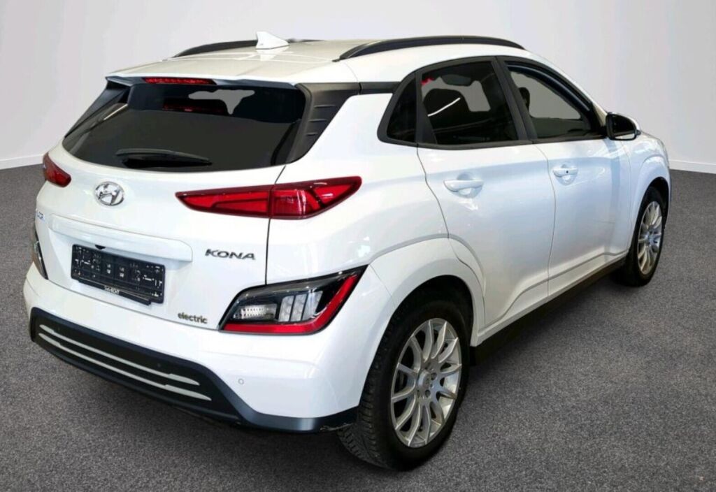 Hyundai KONA 2023 