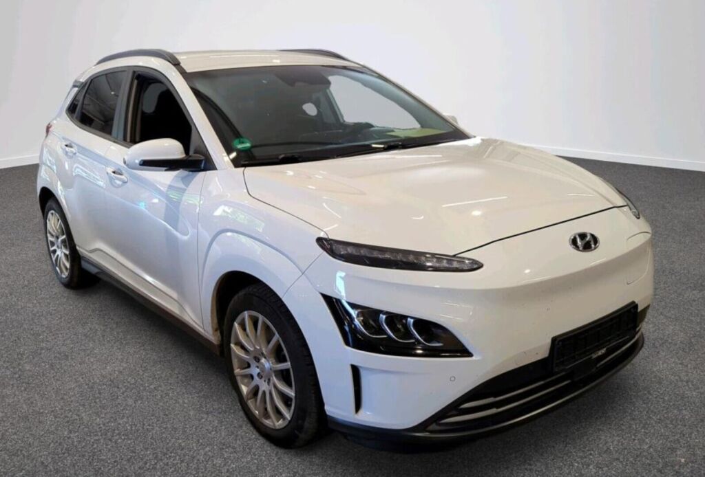 Hyundai KONA 2023 