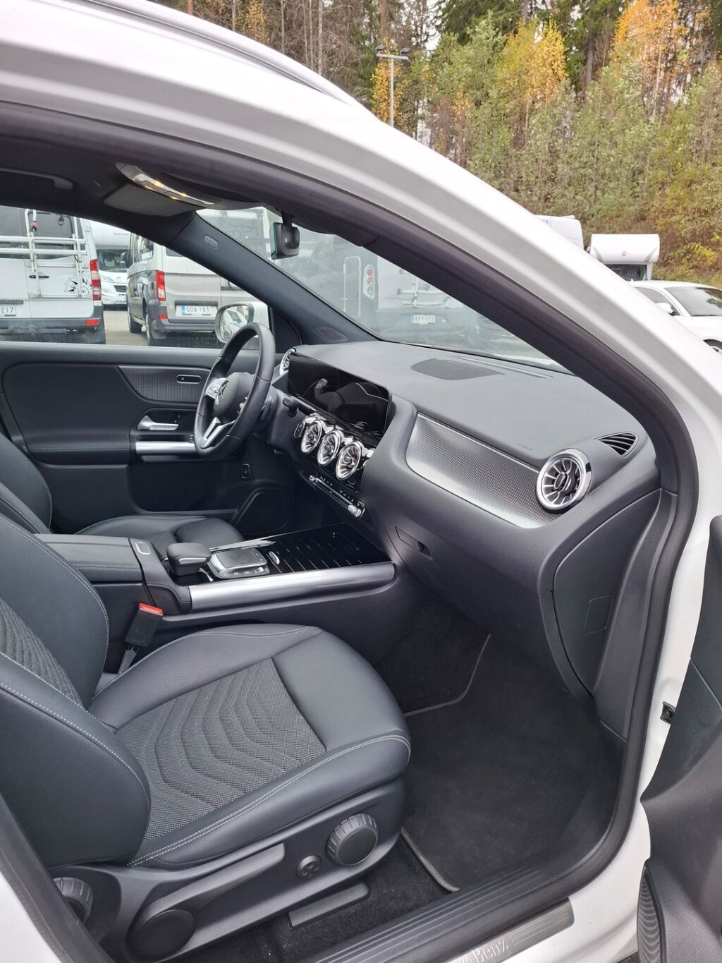 Mercedes-Benz EQA 250 Progressive 2023, bild 7/8