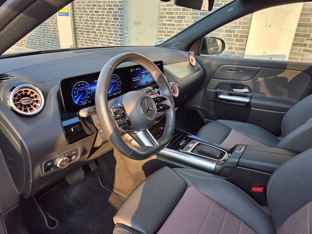 Mercedes-Benz EQA 2024 