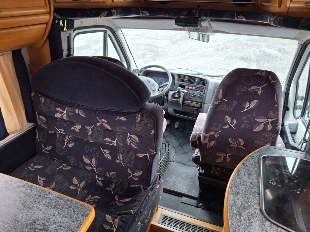 LMC LIBERTY 6000 Ti 2001 Valkoinen