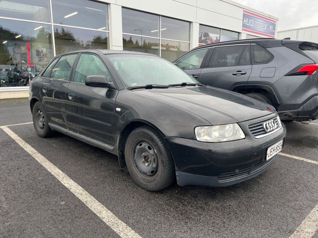 Audi A3 2001 Musta
