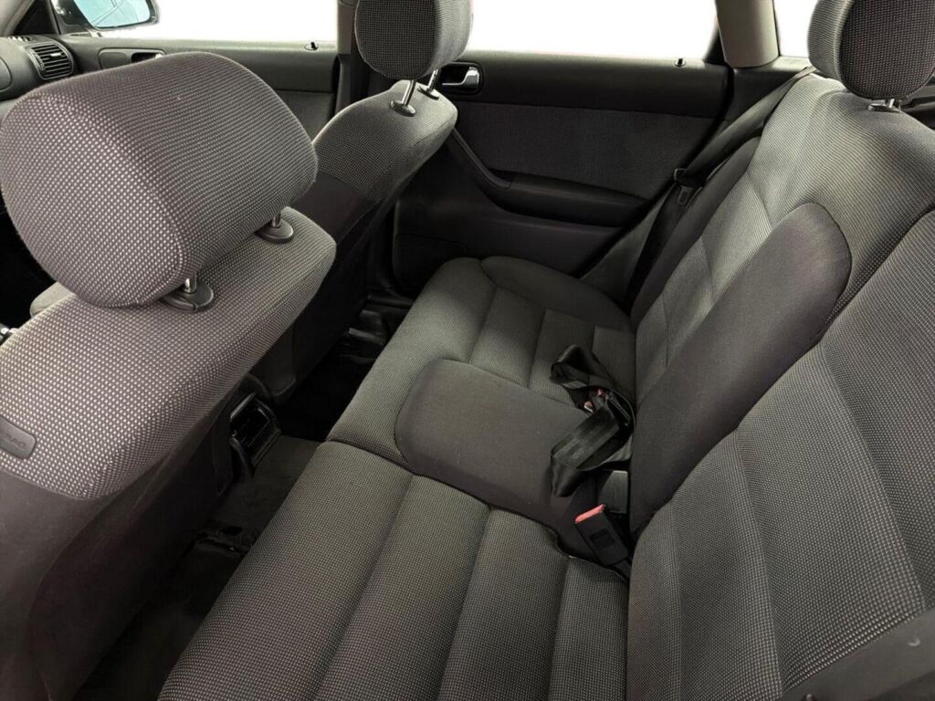 Audi A3 2001 Musta